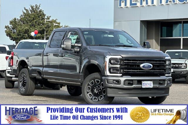 2025 Ford F-250 Super Duty Platinum Crew Cab 4WD