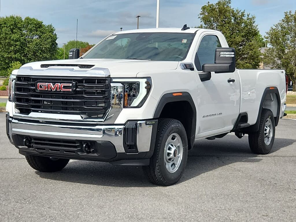 2025 GMC Sierra 2500HD Pro Regular Cab LB 4WD