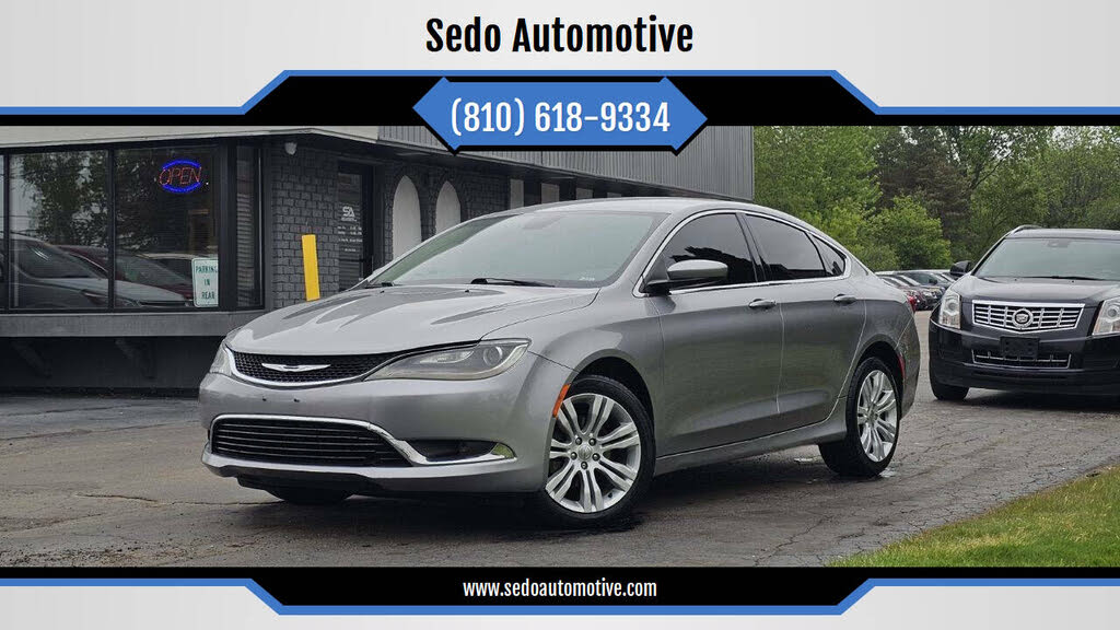 2016 Chrysler 200 Limited Sedan FWD