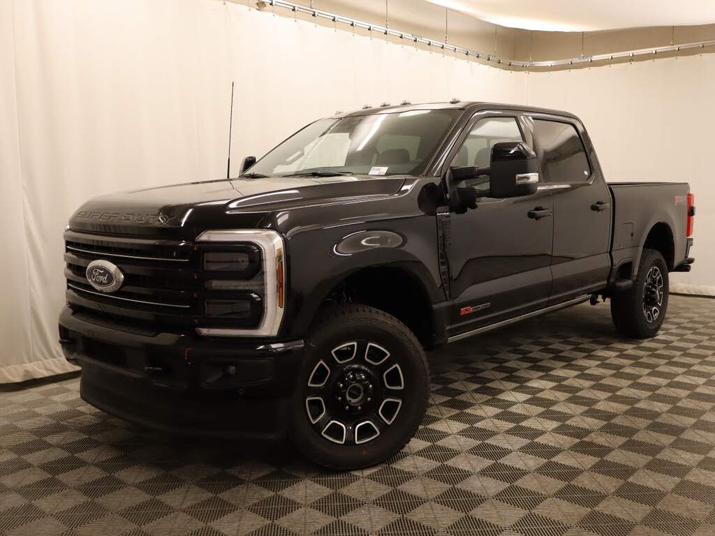 2025 Ford F-250 Super Duty Platinum Crew Cab 4WD