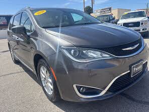 Chrysler Pacifica Touring L FWD