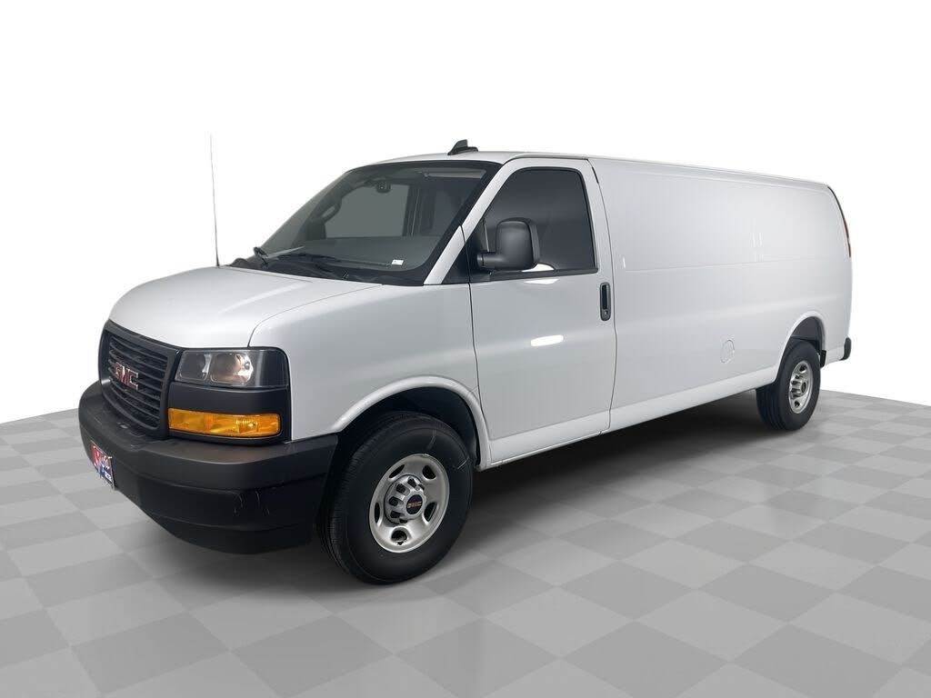 2025 GMC Savana Cargo 3500 RWD