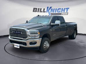 RAM 3500 Laramie Crew Cab LB DRW 4WD