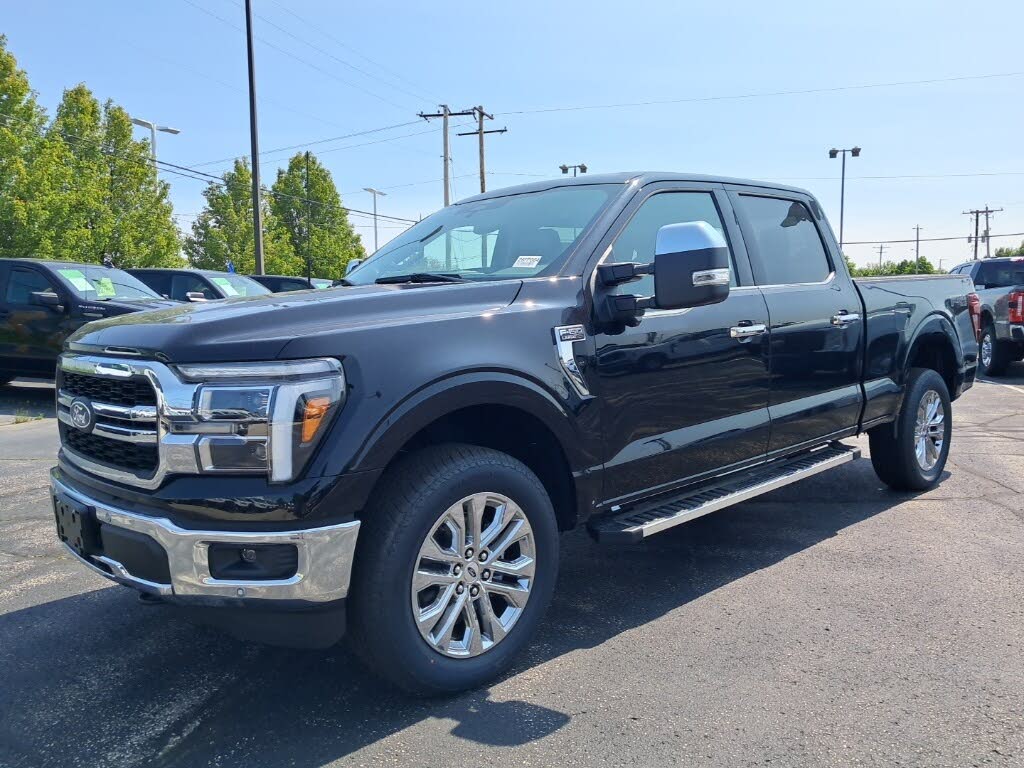 2025 Ford F-150 Lariat SuperCrew 4WD