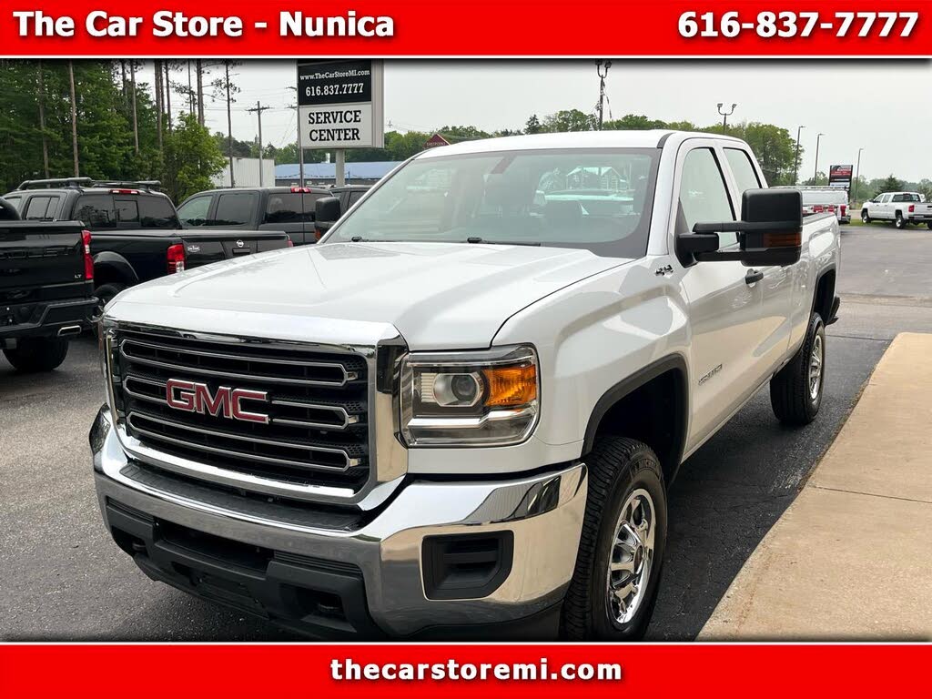 2018 GMC Sierra 2500HD Base Double Cab SB 4WD