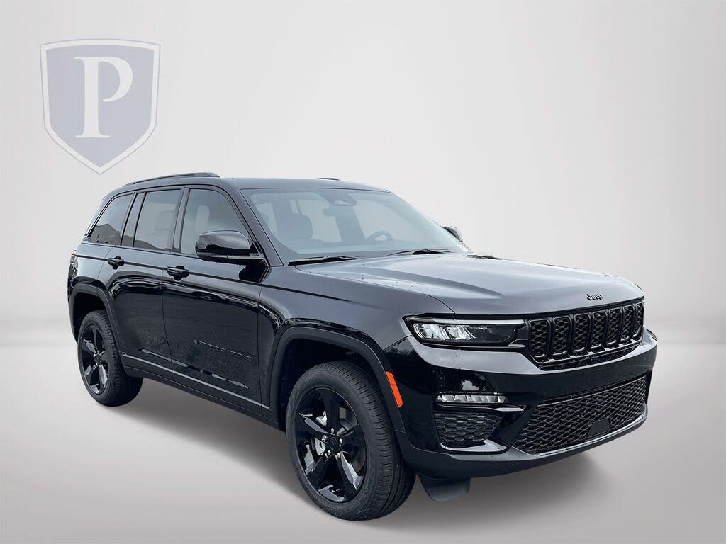 2025 Jeep Grand Cherokee Altitude 4WD