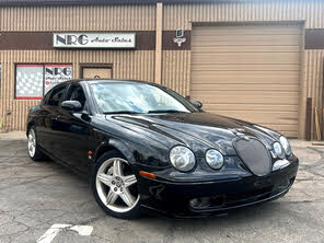 Jaguar S-TYPE R Base