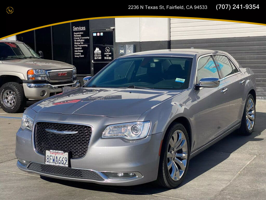 2018 Chrysler 300 Limited RWD