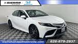 Toyota Camry Hybrid SE FWD