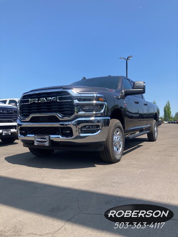2025 RAM 3500 Tradesman Crew Cab LB 4WD