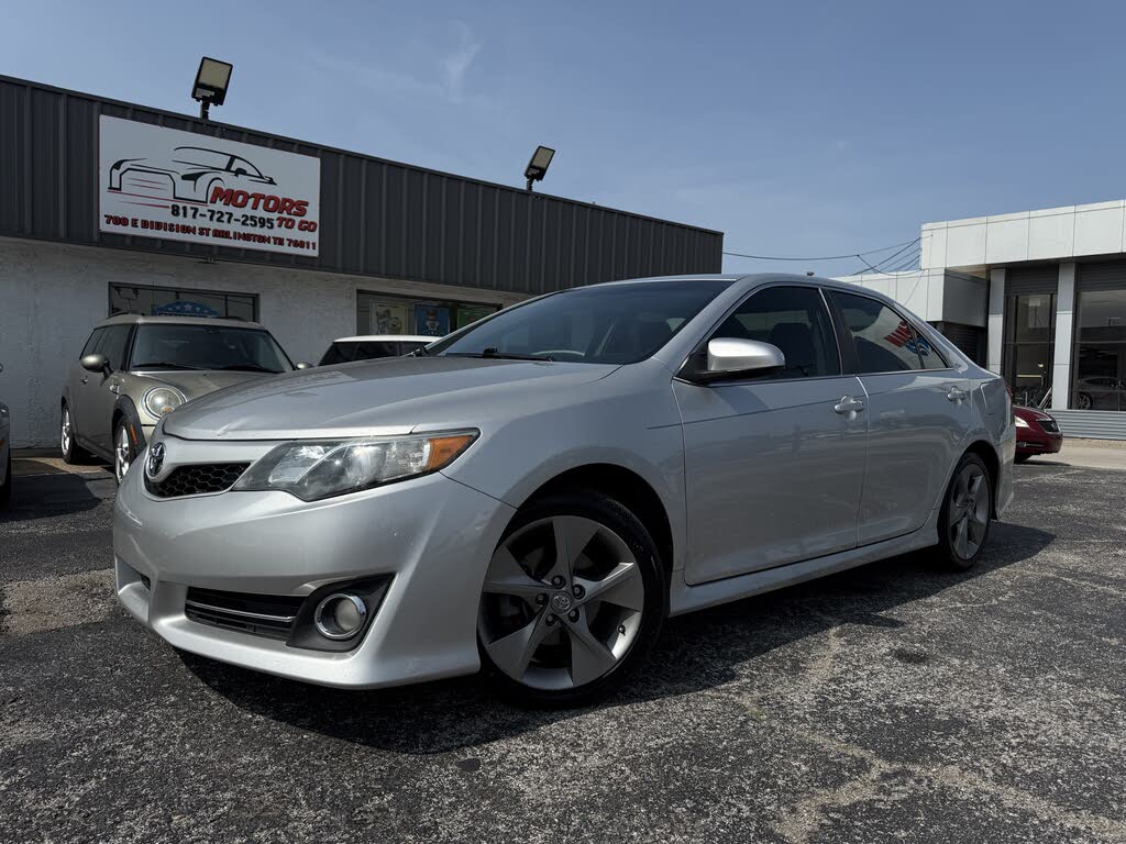 2014 Toyota Camry SE