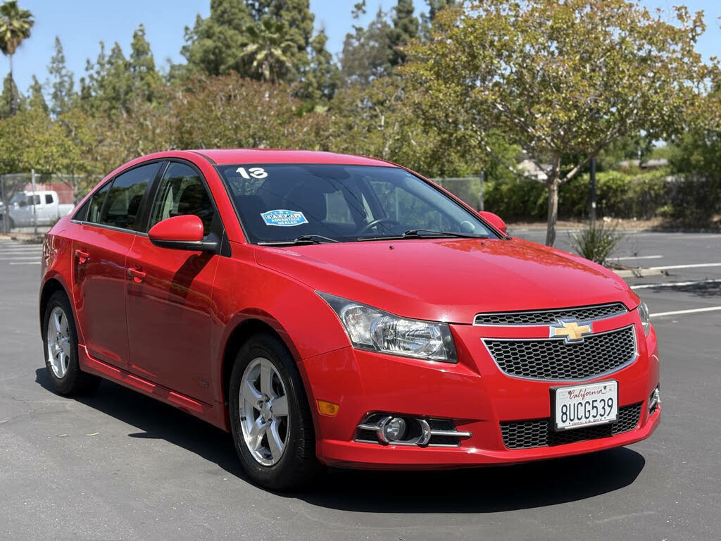 2013 Chevrolet Cruze 1LT Sedan FWD
