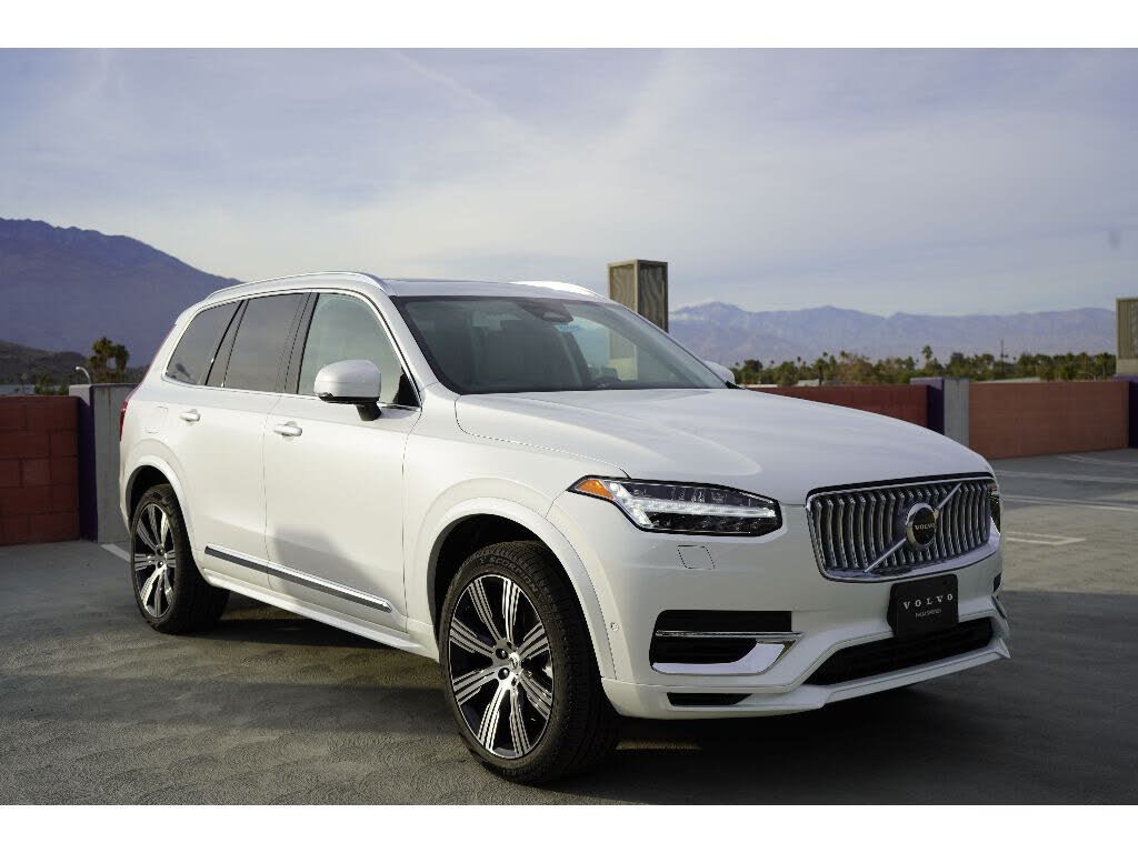 2025 Volvo XC90 Recharge T8 Ultra Bright Theme AWD