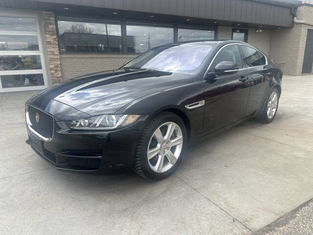 2018 Jaguar XE 25t Prestige AWD