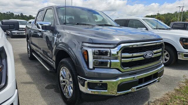 2025 Ford F-150 Lariat SuperCrew 4WD
