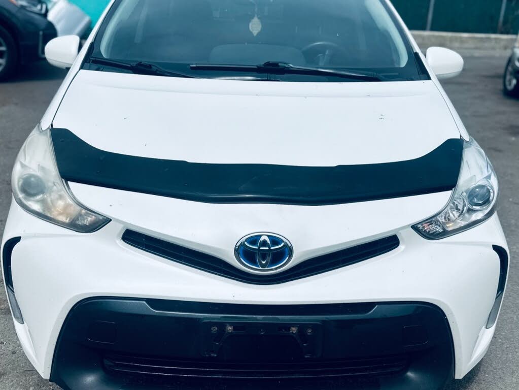 2015 Toyota Prius v