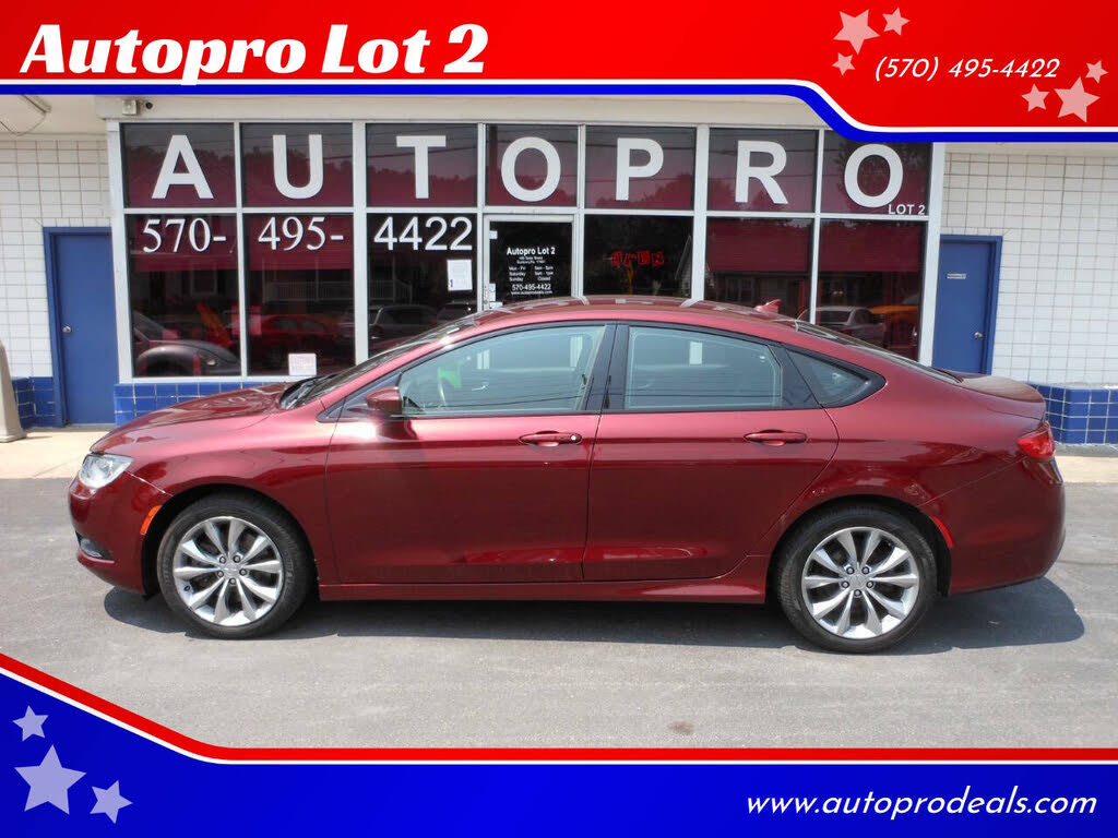 2015 Chrysler 200 S Sedan AWD