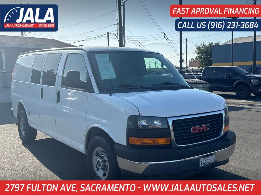 2017 GMC Savana Cargo 2500 RWD