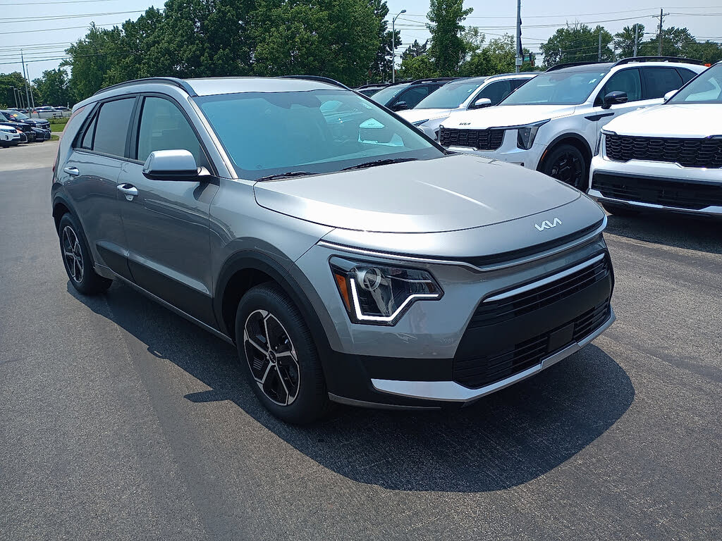 2025 Kia Niro EX FWD