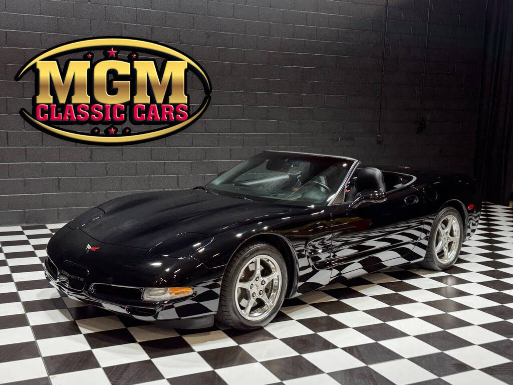 2004 Chevrolet Corvette Convertible RWD