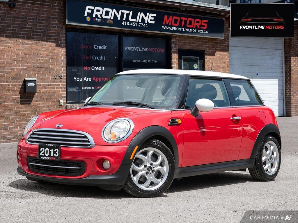2013 MINI Cooper Hatchback FWD