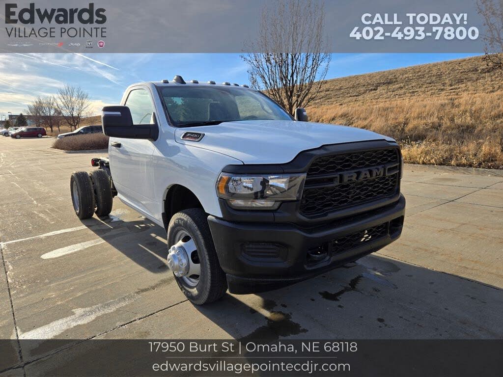 2024 RAM 3500 Chassis Tradesman Regular Cab DRW 4WD