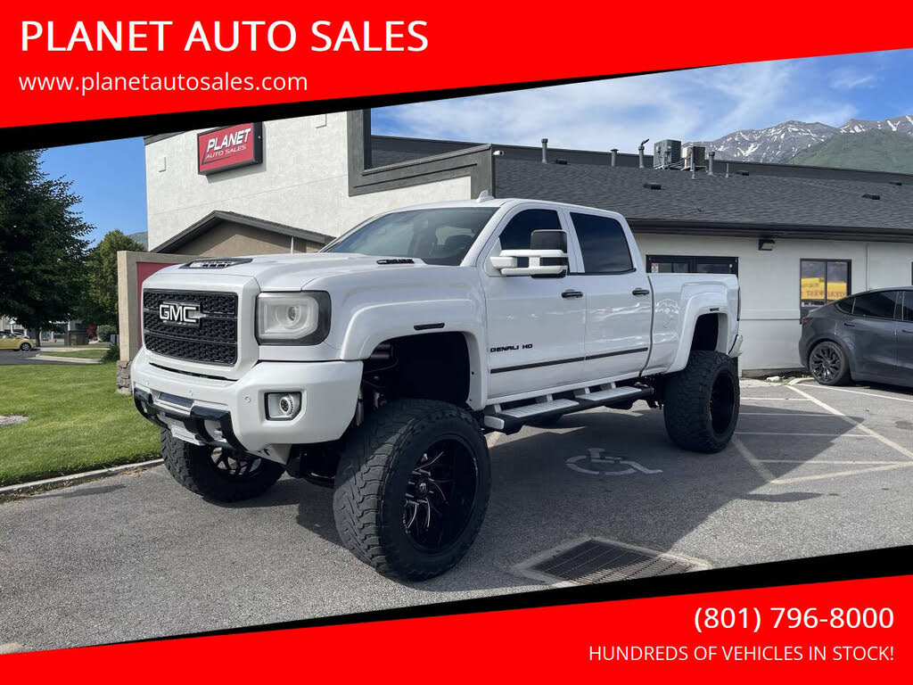 2018 GMC Sierra 2500HD Denali Crew Cab SB 4WD