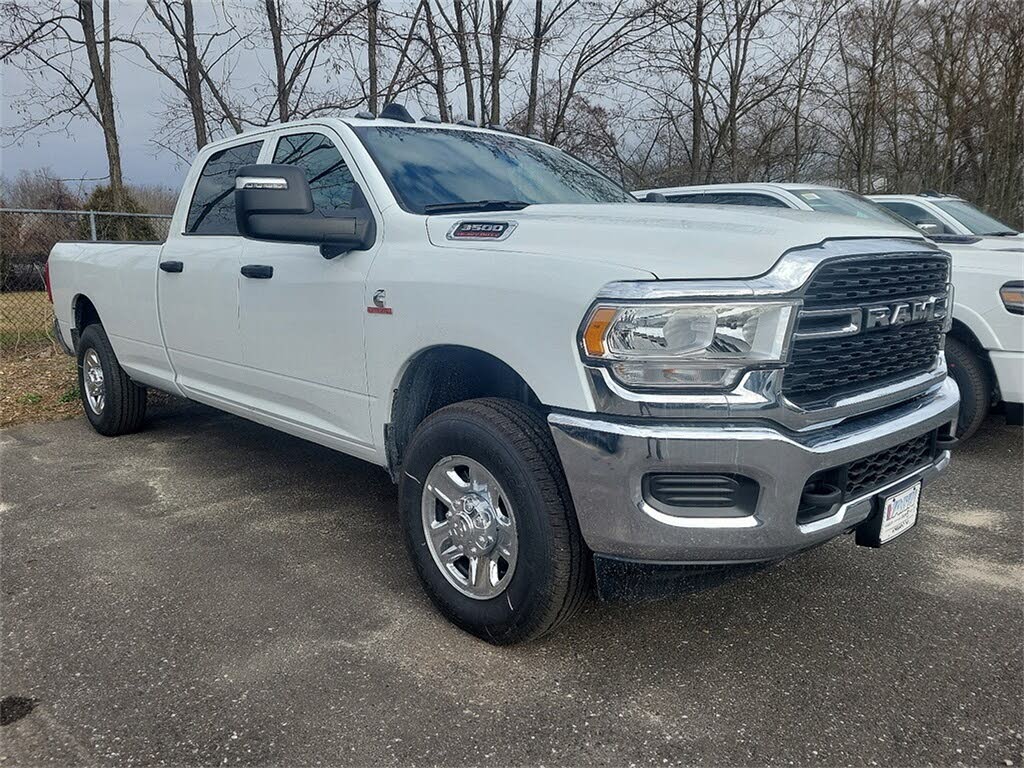 2024 RAM 3500 Tradesman Crew Cab LB 4WD