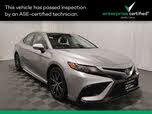 Toyota Camry SE FWD