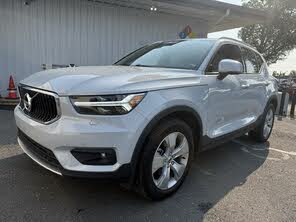 Volvo XC40 T5 Momentum AWD