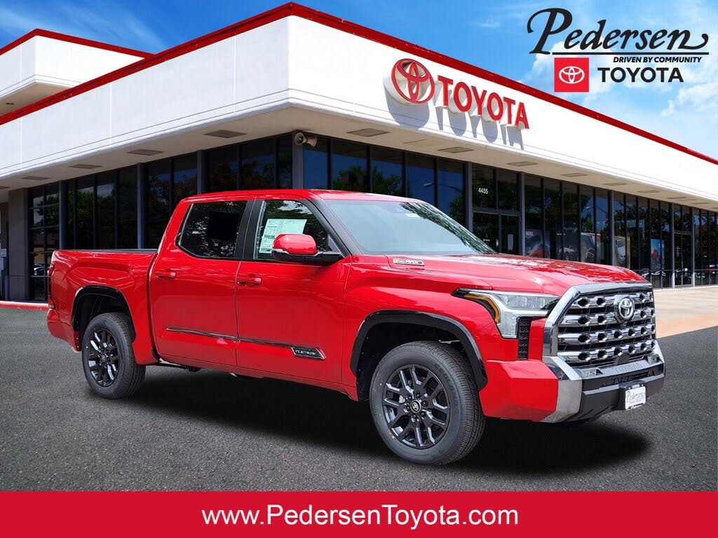 2025 Toyota Tundra Hybrid Platinum HV CrewMax Cab 4WD