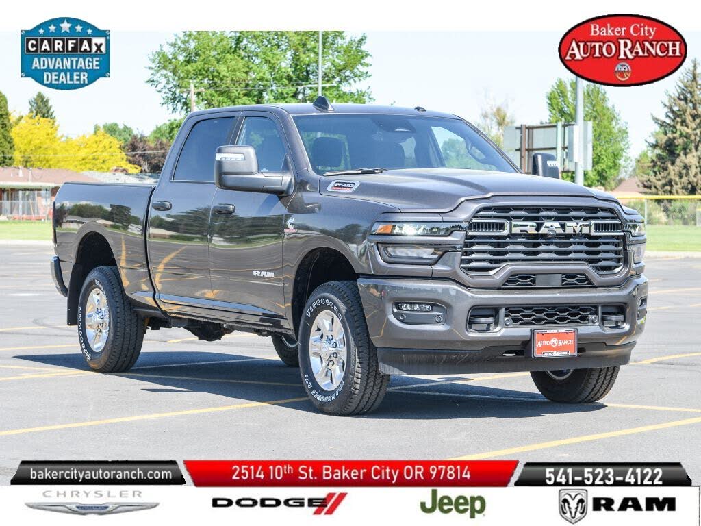 2025 RAM 2500 Big Horn Crew Cab 4WD