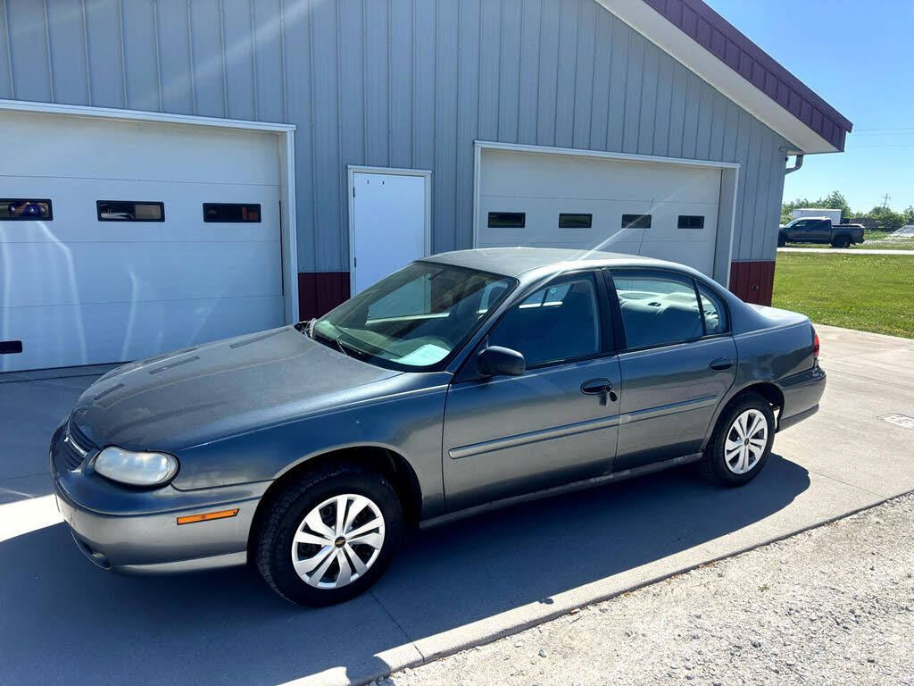 2005 Chevrolet Classic FWD