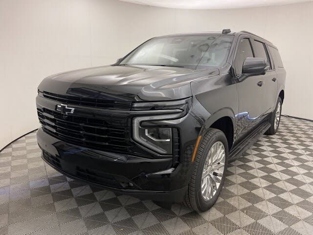 2025 Chevrolet Suburban RST 4WD