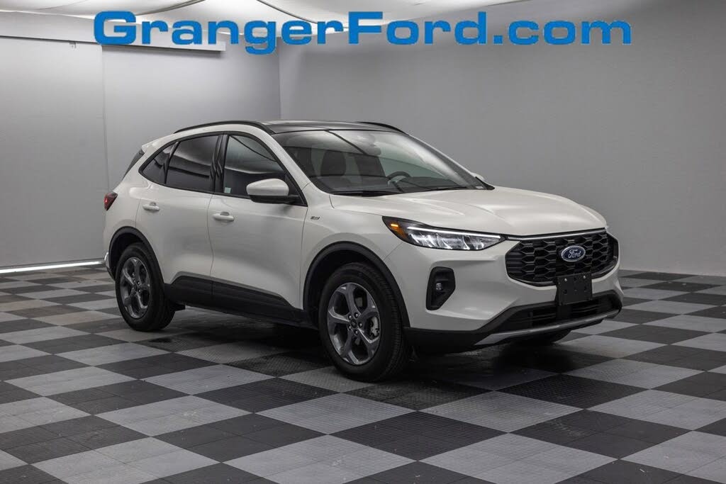 2025 Ford Escape Hybrid ST-Line Select AWD