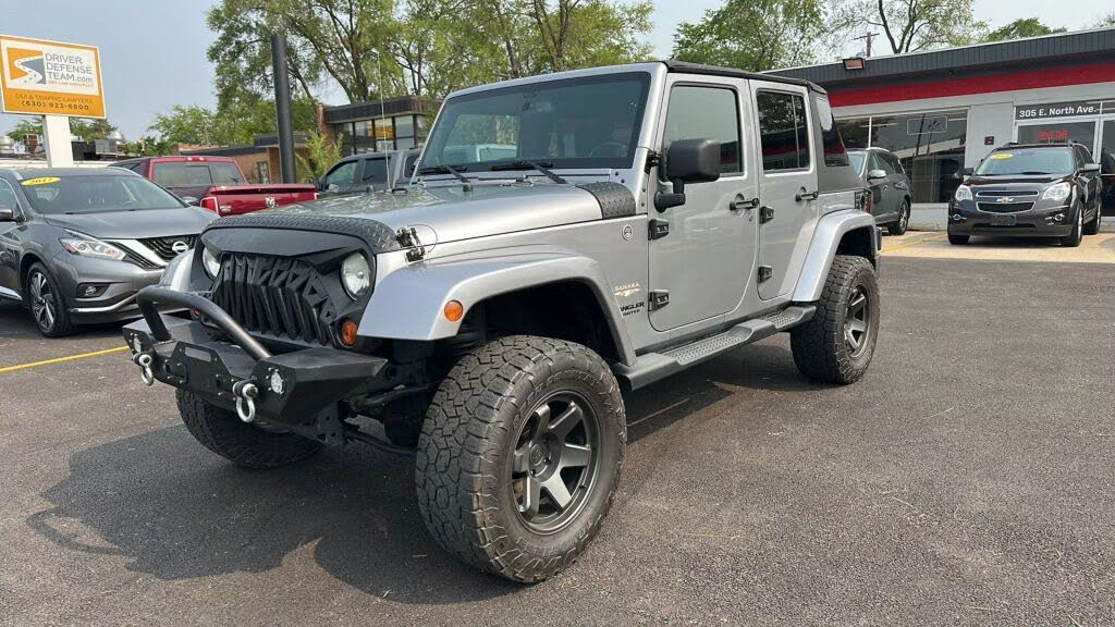 2013 Jeep Wrangler Unlimited Sahara 4WD