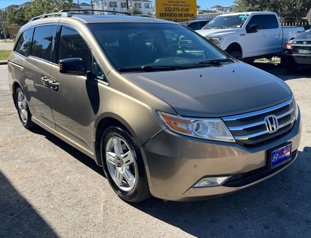 2013 Honda Odyssey Touring FWD