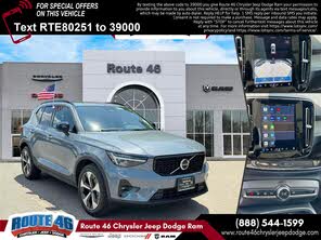 Volvo XC40 B5 Plus Dark Theme AWD
