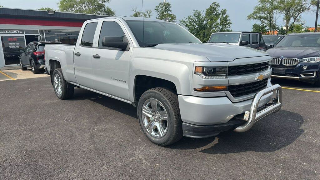 2018 Chevrolet Silverado 1500 Custom Crew Cab RWD