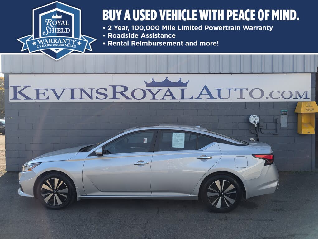 2022 Nissan Altima 2.5 SV FWD