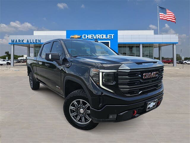 2024 GMC Sierra 1500 AT4 Crew Cab 4WD