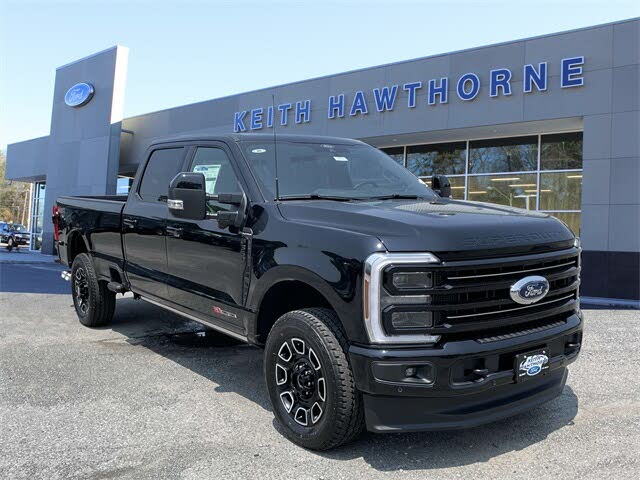 2025 Ford F-350 Super Duty Platinum Crew Cab 4WD