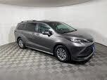 Toyota Sienna LE 8-Passenger AWD