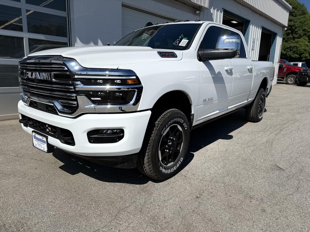 2025 RAM 2500 Laramie Crew Cab 4WD