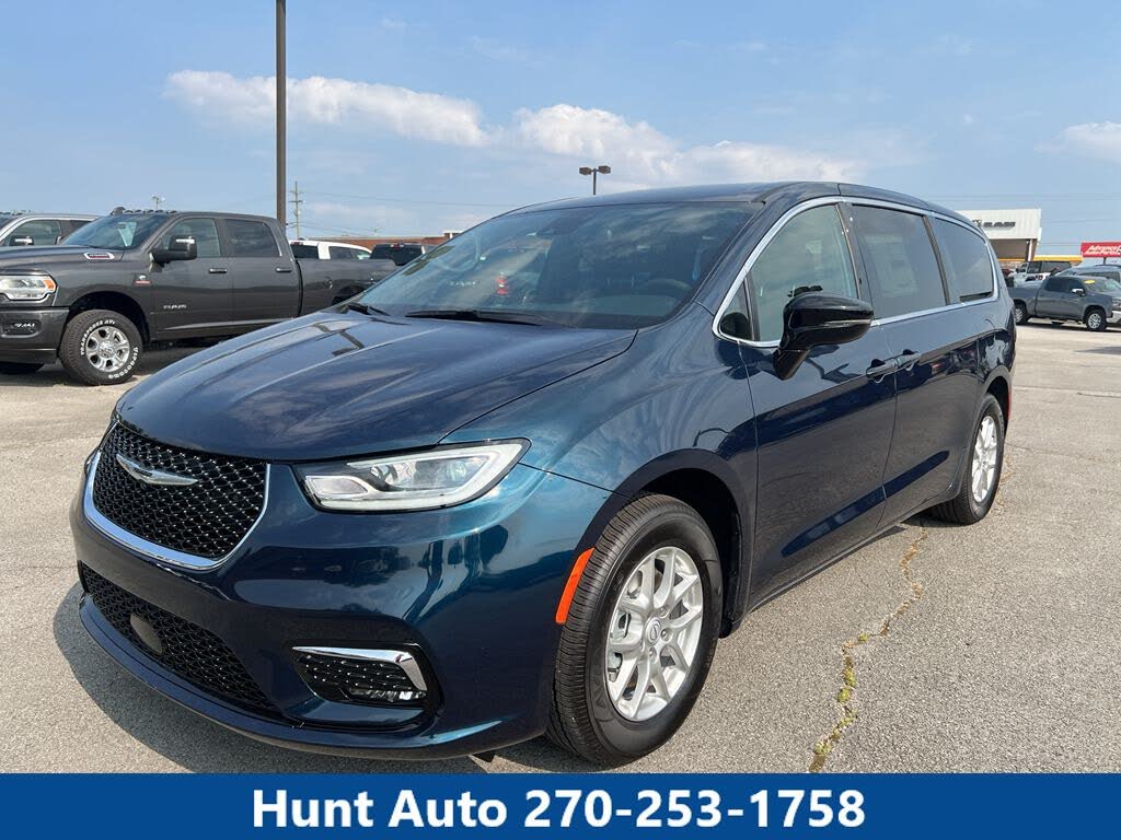 2025 Chrysler Pacifica Select FWD