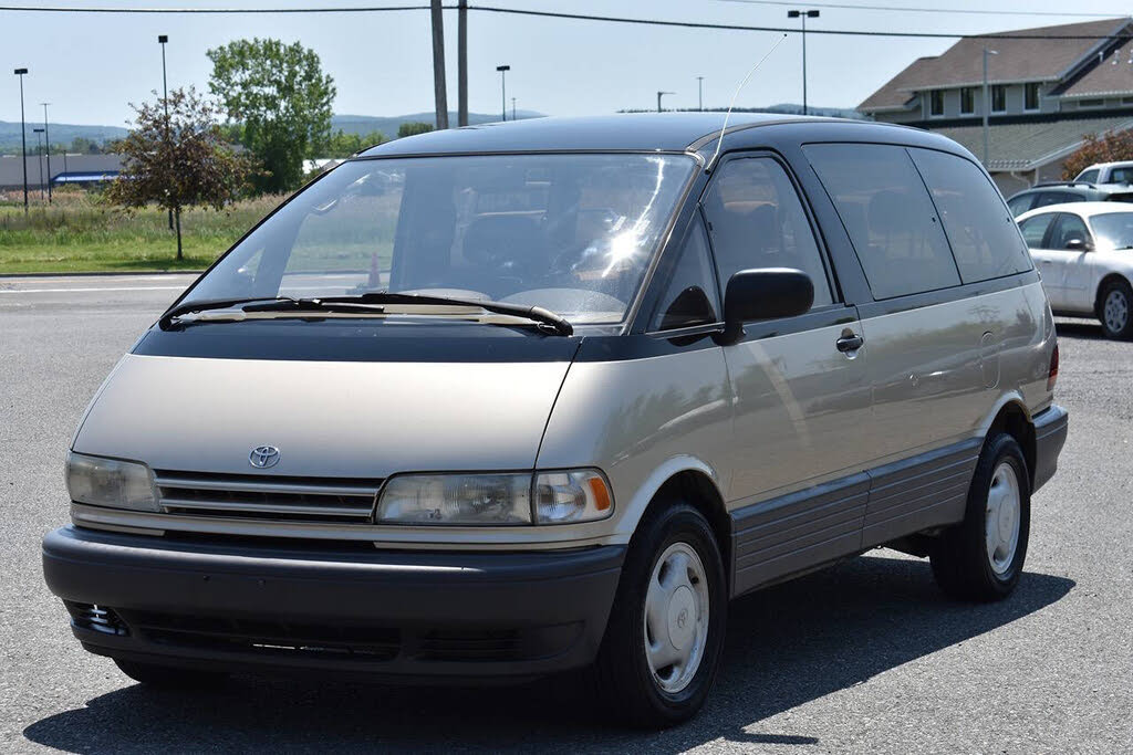 1994 Toyota Previa 3 Dr LE Passenger Van