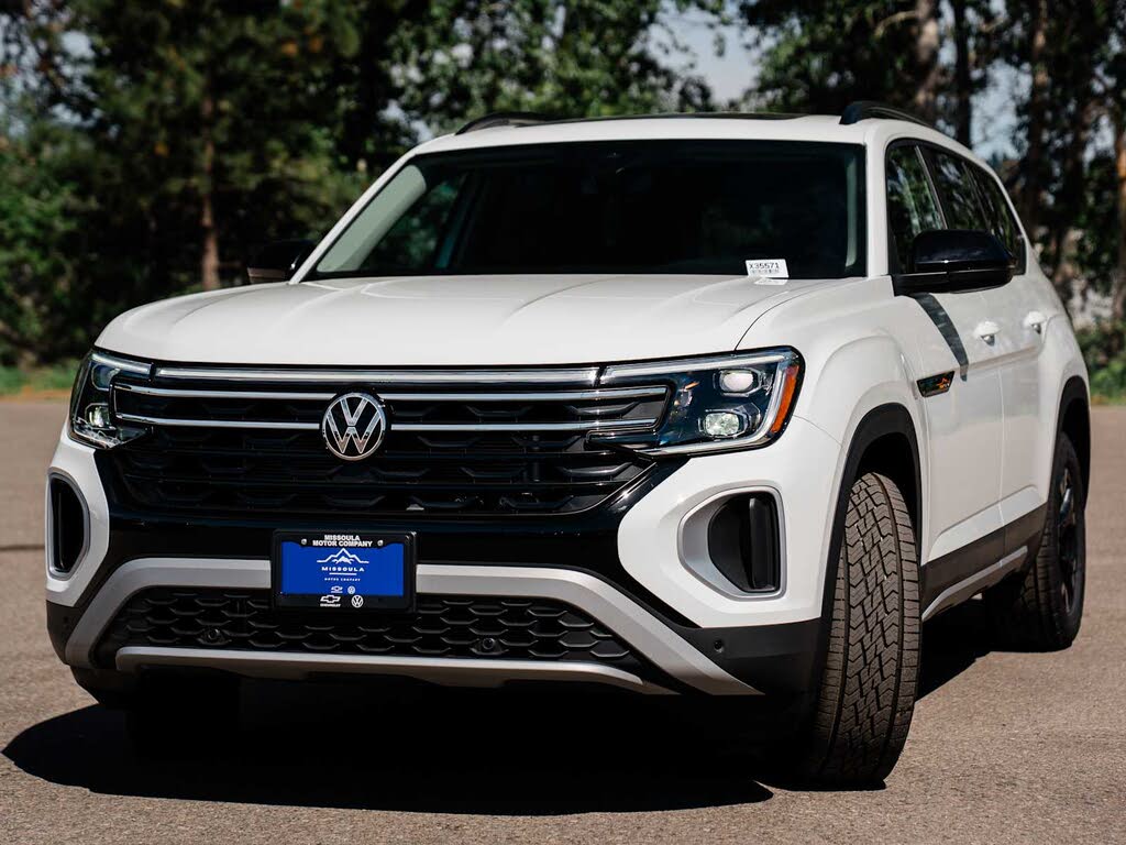 2025 Volkswagen Atlas Peak Edition 4Motion