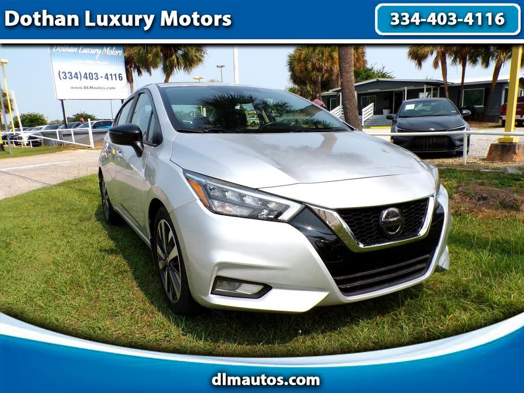 2020 Nissan Versa SR FWD