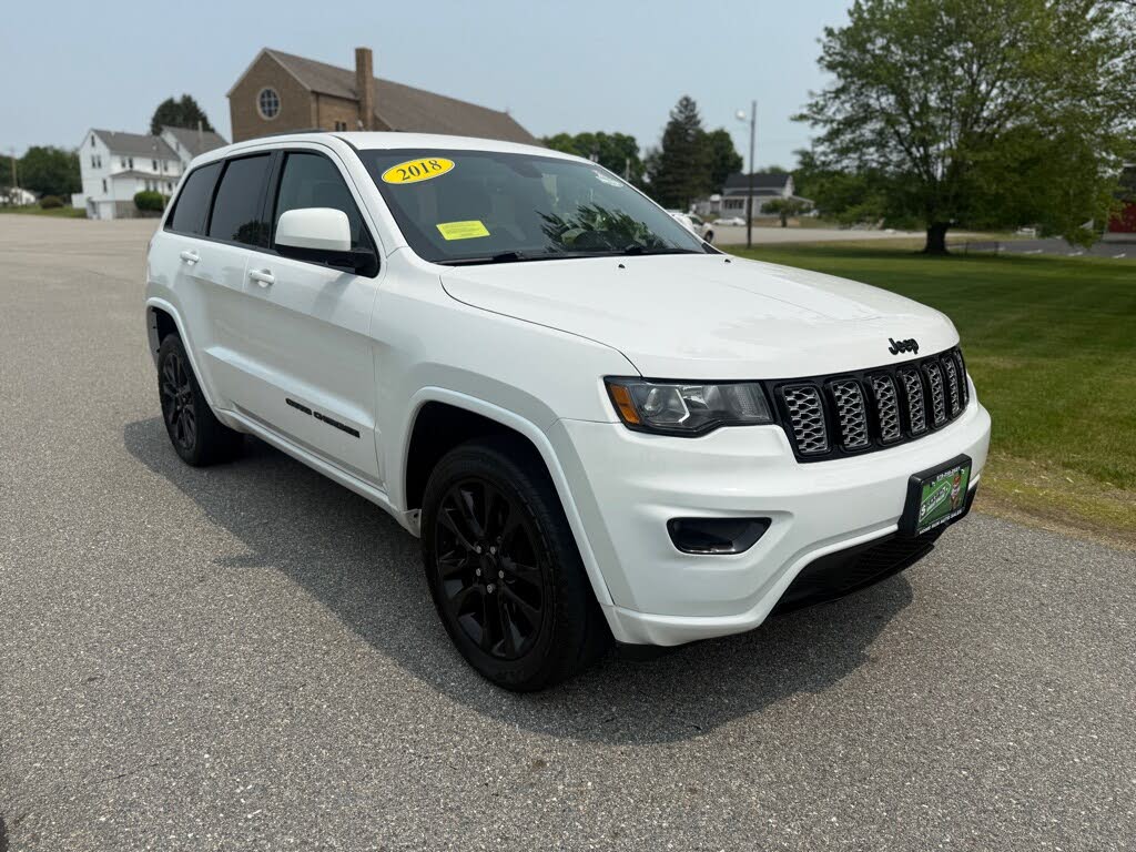 2018 Jeep Grand Cherokee Laredo 4WD