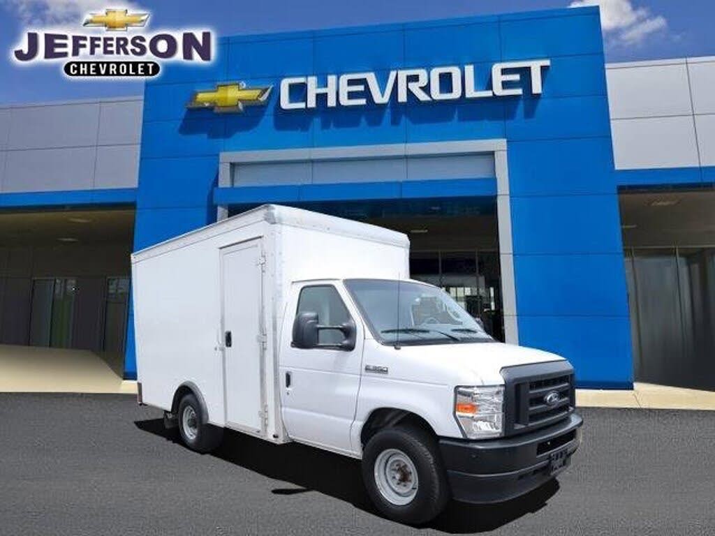 2022 Ford E-Series Chassis E-350 SD Cutaway SB RWD